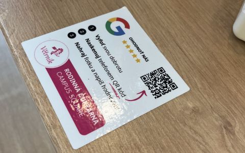 Jaký je rozdíl mezi statickým a dynamickým QR kódem?